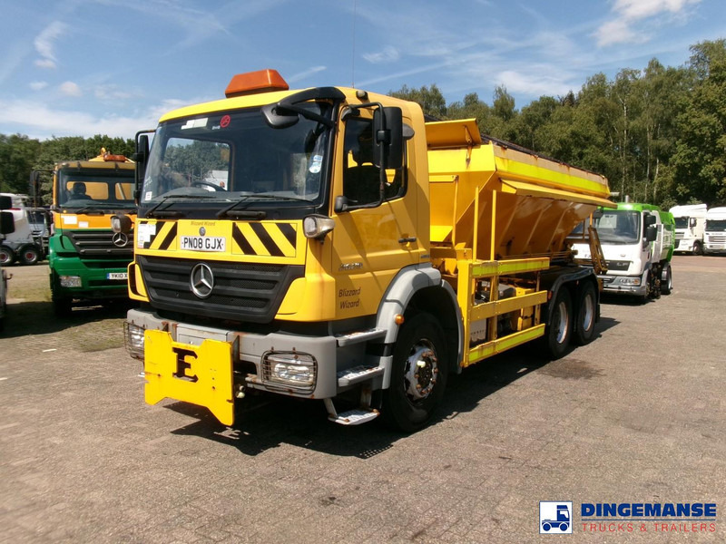 Mercedes-Benz Axor 2629 6x4 RHD gritter / salt spreader - Engin de déneigement: photos 1 Mercedes-Benz Axor 2629 6x4 RHD gritter / salt spreader - Engin de déneigement: photos 1