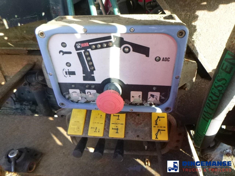 Crédit-bail de Mercedes-Benz Axor 3236 8x4 RHD tipper + Hiab 1283 DK-2 Duo Mercedes-Benz Axor 3236 8x4 RHD tipper + Hiab 1283 DK-2 Duo: photos 18 Crédit-bail de Mercedes-Benz Axor 3236 8x4 RHD tipper + Hiab 1283 DK-2 Duo Mercedes-Benz Axor 3236 8x4 RHD tipper + Hiab 1283 DK-2 Duo: photos 18