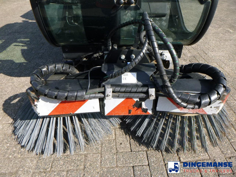 Nilfisk City Ranger CR3500 sweeper - Balayeuse de voirie: photos 5 Nilfisk City Ranger CR3500 sweeper - Balayeuse de voirie: photos 5