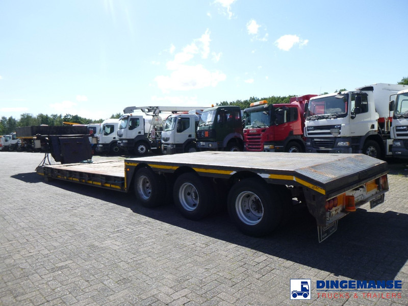 Nooteboom 3-axle lowbed trailer 33 t / extendable 8.5 m - Semi-remorque surbaissé: photos 3 Nooteboom 3-axle lowbed trailer 33 t / extendable 8.5 m - Semi-remorque surbaissé: photos 3