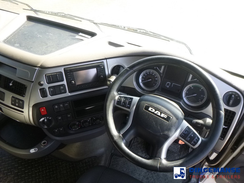 Photo d'intérieur 1: Tracteur routier DAF XF 460 6x2 RHD Euro 6