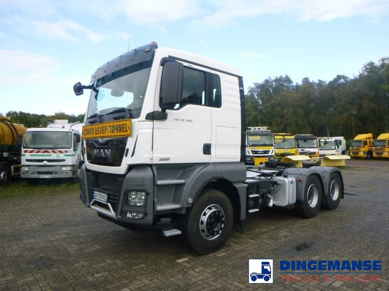 MAN TGX 33.560 6X4 + Retarder + Hydraulics / 96 t - Tracteur routier: photos 1 MAN TGX 33.560 6X4 + Retarder + Hydraulics / 96 t - Tracteur routier: photos 1
