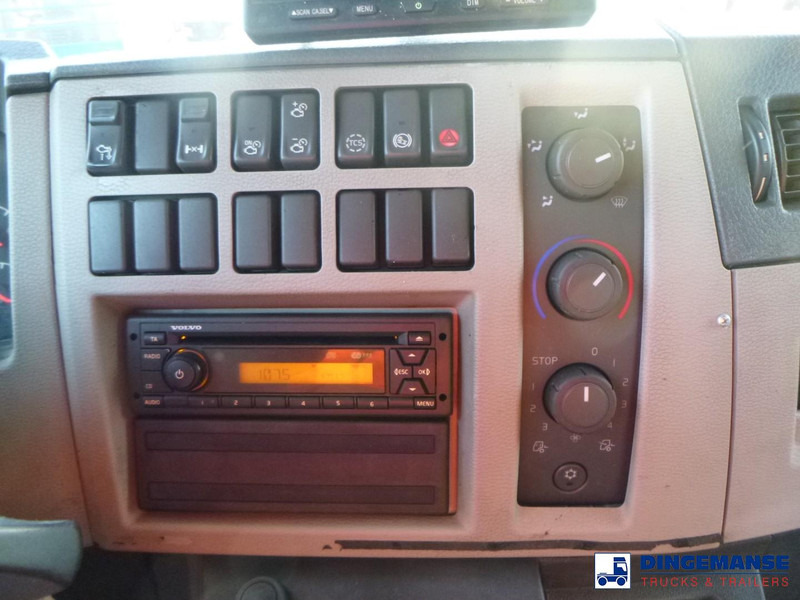 Camion citerne Volvo FL 260 4x2 gas tank 13.9 m3: photos 20