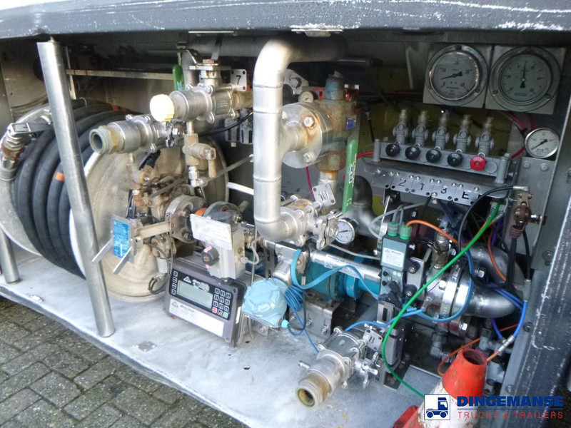 Camion citerne Volvo FL 260 4x2 gas tank 13.9 m3: photos 16