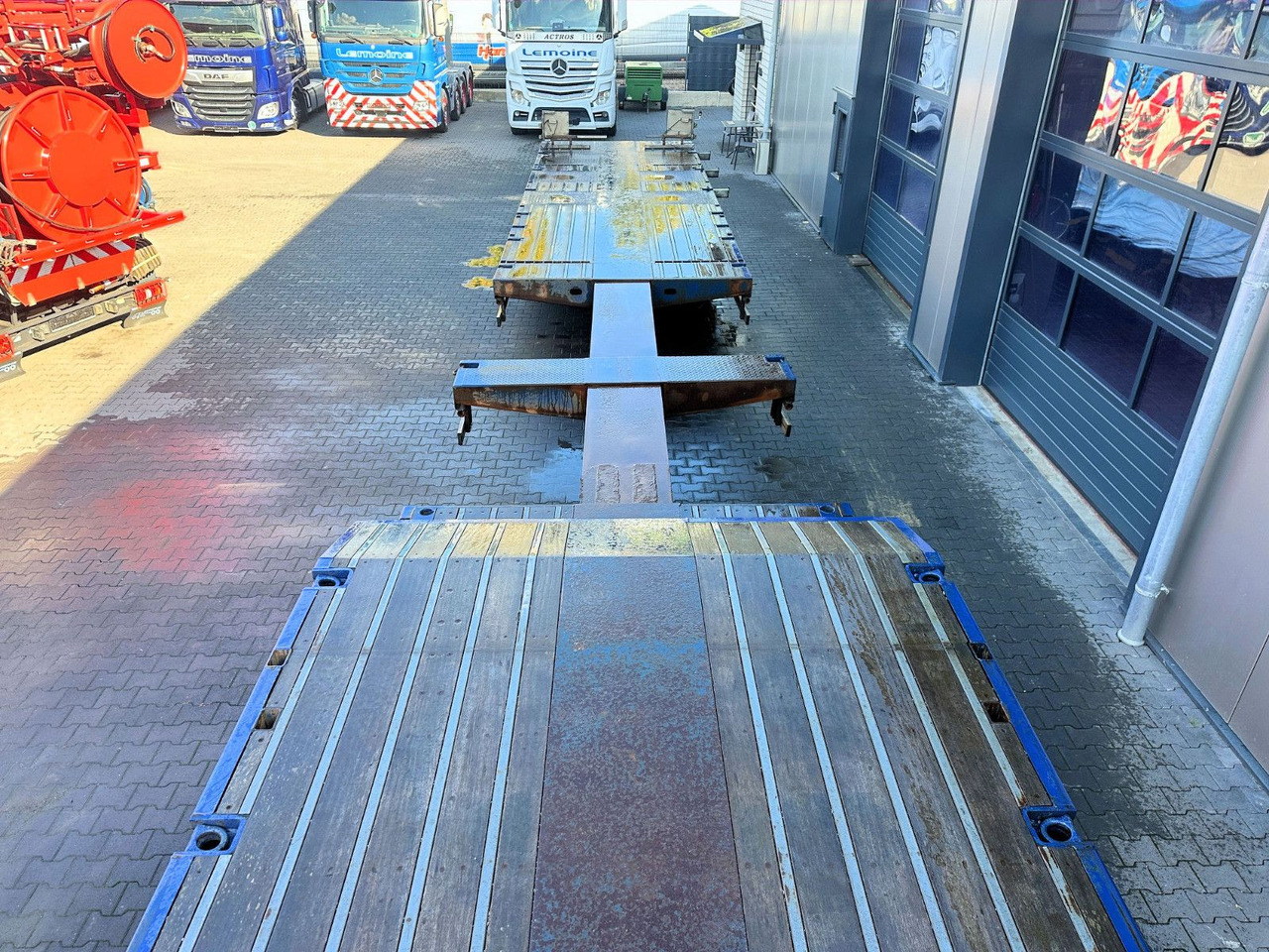 Crédit-bail de  HRD 3-Achs Jumbo Tele Tieflader ausziehbar Lift+Lenk HRD 3-Achs Jumbo Tele Tieflader ausziehbar Lift+Lenk: photos 6 Crédit-bail de  HRD 3-Achs Jumbo Tele Tieflader ausziehbar Lift+Lenk HRD 3-Achs Jumbo Tele Tieflader ausziehbar Lift+Lenk: photos 6