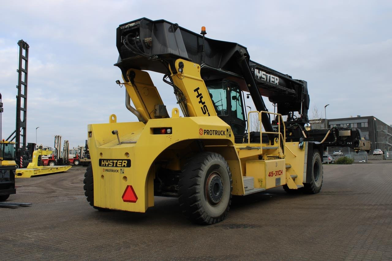 Hyster RS45-31CH - Reach stacker: photos 3 Hyster RS45-31CH - Reach stacker: photos 3