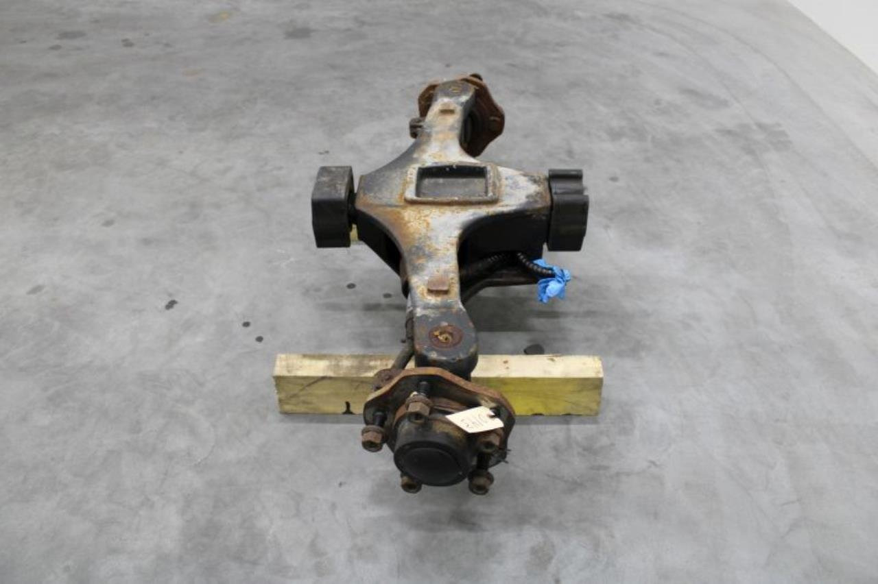 Hyster STEERING AXLE - Essieu et pièces pour Matériel de manutention: photos 4 Hyster STEERING AXLE - Essieu et pièces pour Matériel de manutention: photos 4