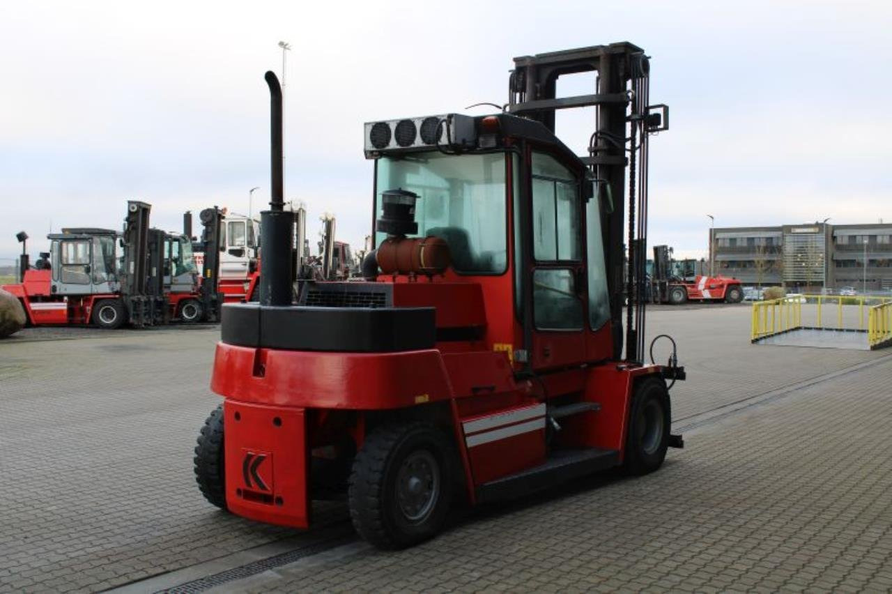Kalmar DCD90-6L - Chariot élévateur diesel: photos 3 Kalmar DCD90-6L - Chariot élévateur diesel: photos 3