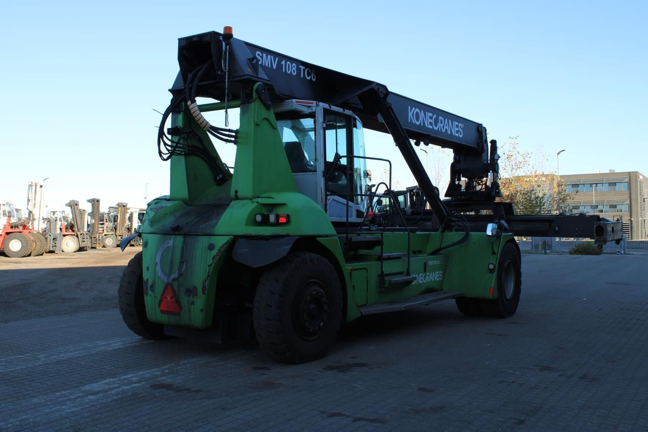 SMV 108 TC6 - Reach stacker: photos 3 SMV 108 TC6 - Reach stacker: photos 3