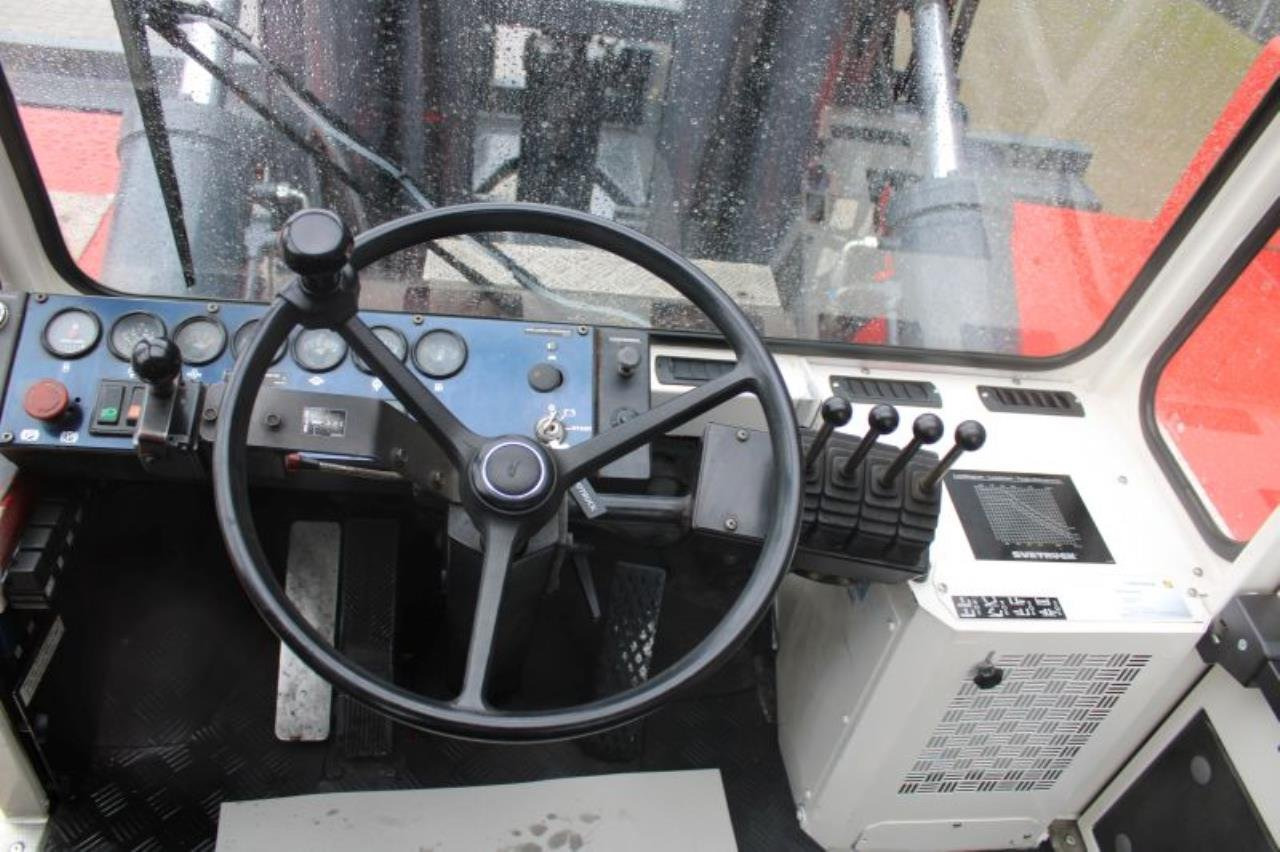 SveTruck 32120-46 - Chariot élévateur diesel: photos 4 SveTruck 32120-46 - Chariot élévateur diesel: photos 4