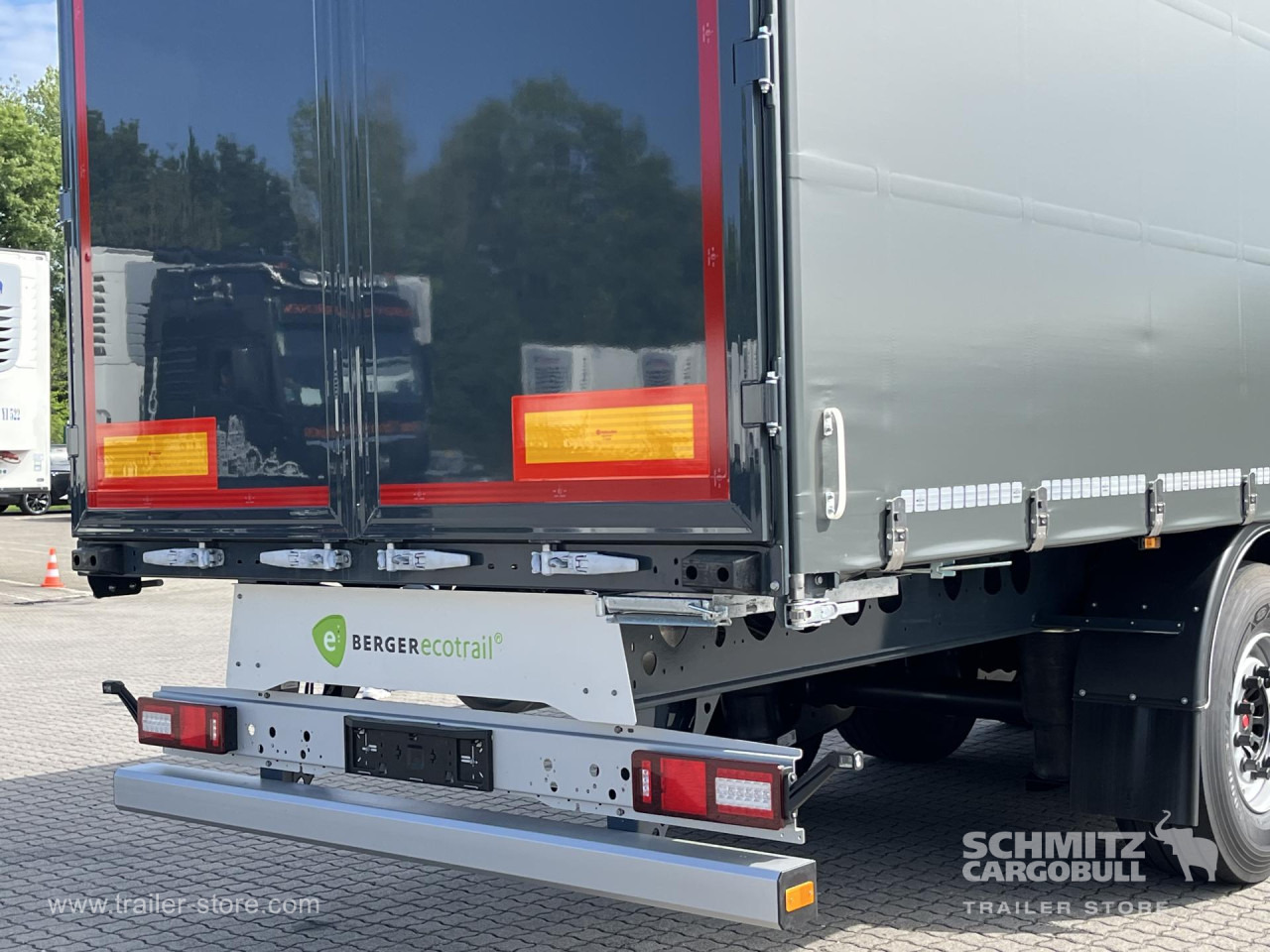 BERGER Auflieger Curtainsider Coil - Semi-remorque rideaux coulissants: photos 2 BERGER Auflieger Curtainsider Coil - Semi-remorque rideaux coulissants: photos 2