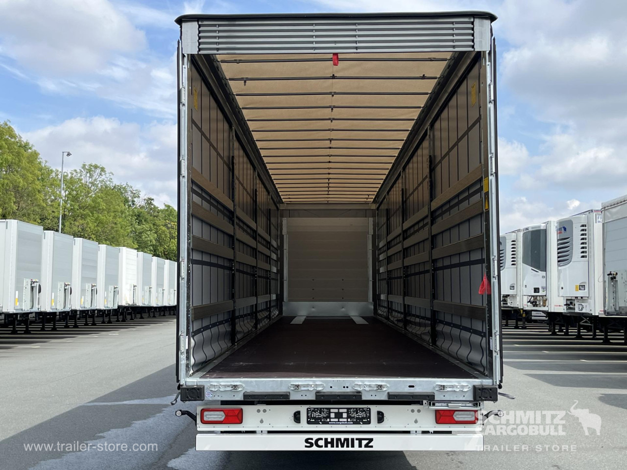 SCHMITZ Auflieger Curtainsider Mega - Semi-remorque rideaux coulissants: photos 4 SCHMITZ Auflieger Curtainsider Mega - Semi-remorque rideaux coulissants: photos 4