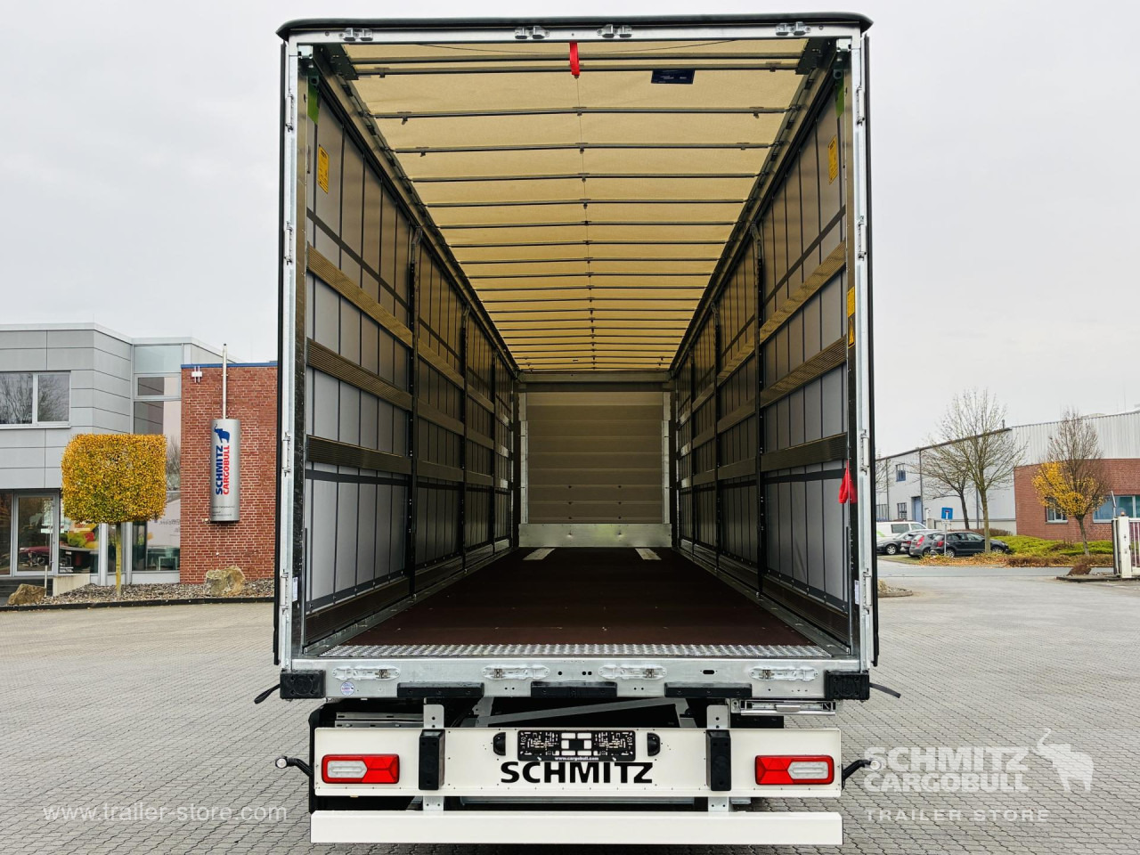 SCHMITZ Auflieger Curtainsider Standard - Semi-remorque rideaux coulissants: photos 2 SCHMITZ Auflieger Curtainsider Standard - Semi-remorque rideaux coulissants: photos 2