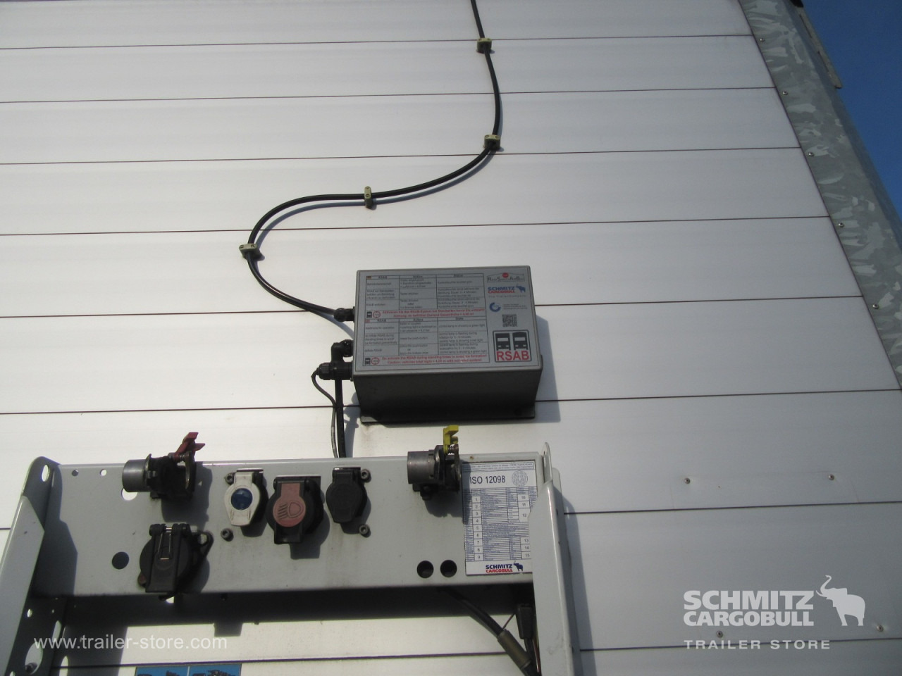 SCHMITZ Auflieger Curtainsider Standard - Semi-remorque rideaux coulissants: photos 5 SCHMITZ Auflieger Curtainsider Standard - Semi-remorque rideaux coulissants: photos 5