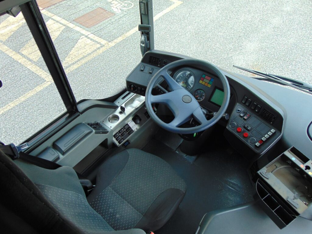 Photo d'intérieur 1: Bus interurbain N.3 SETRA S 415 NF – Anno 2008