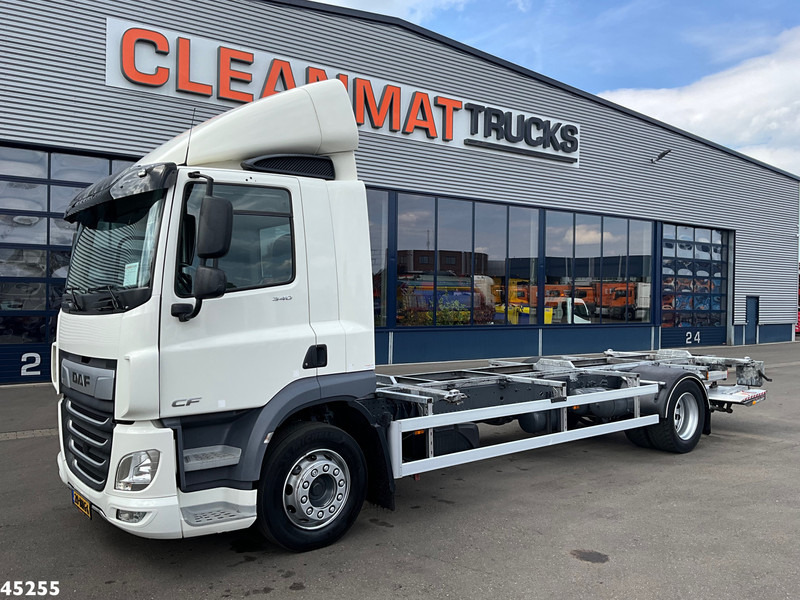 DAF FA CF 340 Euro 6 BDF met DHollandia laadklep - Camion porte-conteneur/ Caisse mobile: photos 1 DAF FA CF 340 Euro 6 BDF met DHollandia laadklep - Camion porte-conteneur/ Caisse mobile: photos 1