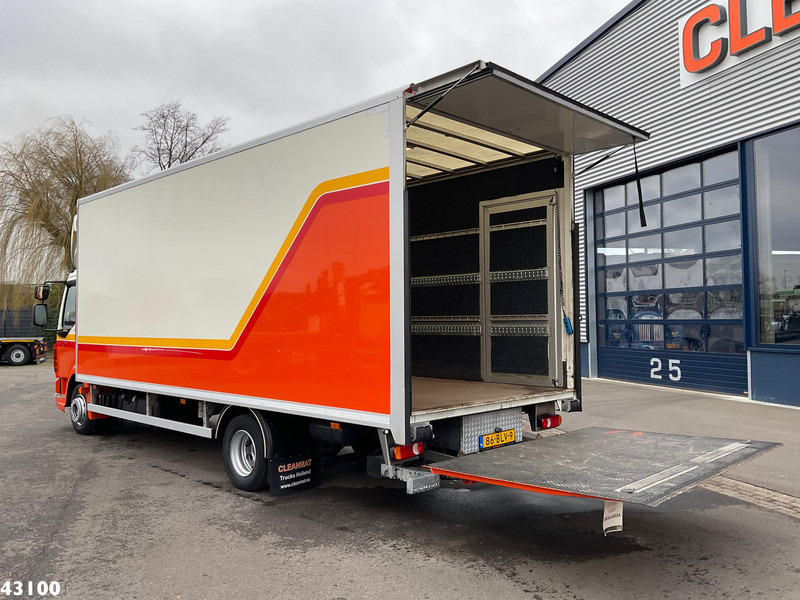DAF FA LF 210 Euro 6 with DHollandia taillift - Camion fourgon: photos 2 DAF FA LF 210 Euro 6 with DHollandia taillift - Camion fourgon: photos 2
