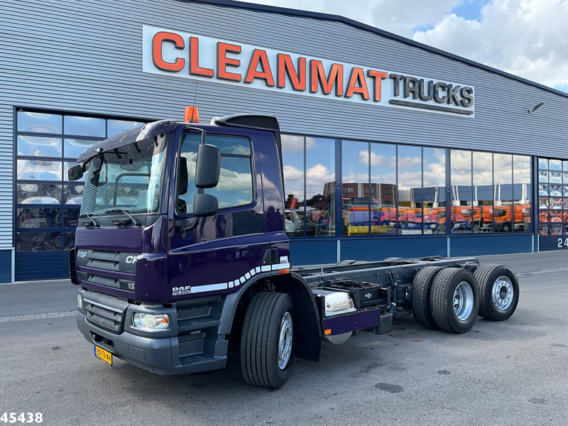 DAF FAN 75 CF 250 Chassis cabine with PTO Just 143.864 km! - Châssis cabine: photos 2 DAF FAN 75 CF 250 Chassis cabine with PTO Just 143.864 km! - Châssis cabine: photos 2