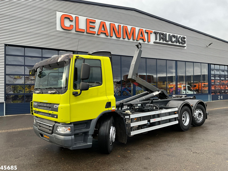 DAF FAN 75 CF 310 VDL 21 Ton haakarmsysteem - Camion ampliroll: photos 1 DAF FAN 75 CF 310 VDL 21 Ton haakarmsysteem - Camion ampliroll: photos 1