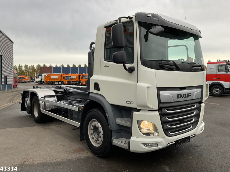 DAF FAN CF 450 Euro 6 ZF Intarder VDL 21 Ton haakarmsysteem - Camion ampliroll: photos 3 DAF FAN CF 450 Euro 6 ZF Intarder VDL 21 Ton haakarmsysteem - Camion ampliroll: photos 3