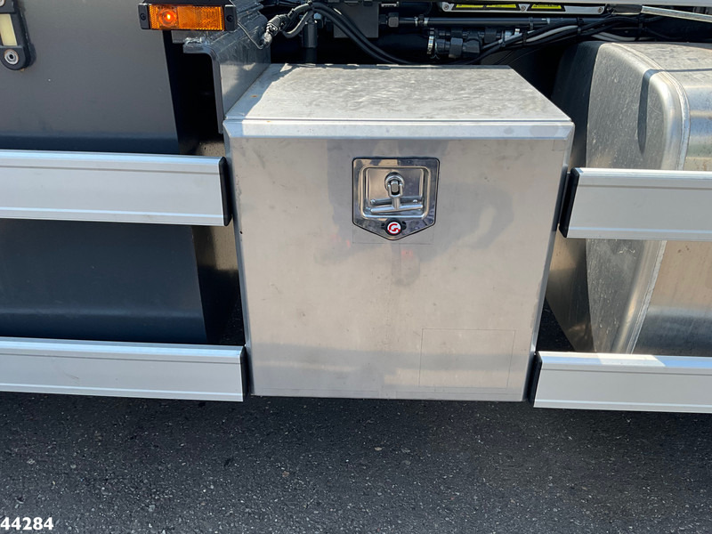 Camion ampliroll, Camion grue DAF FAN XD 450 Euro 6 HMF 23 Tonmeter laadkraan: photos 10