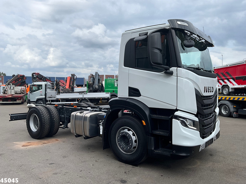 Iveco Stralis AD200X36 Huisvuilwagen Chassis NEW & UNUSED! - Châssis cabine: photos 2 Iveco Stralis AD200X36 Huisvuilwagen Chassis NEW & UNUSED! - Châssis cabine: photos 2