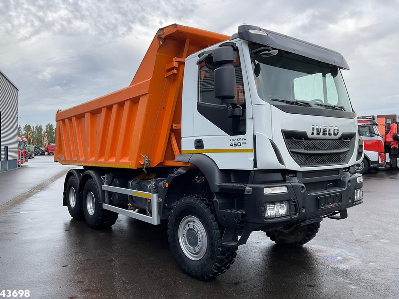 Iveco Trakker AD260TW450 6x6 Euro 6 Manual Full steel Just 25.974 km! - Camion benne: photos 3 Iveco Trakker AD260TW450 6x6 Euro 6 Manual Full steel Just 25.974 km! - Camion benne: photos 3