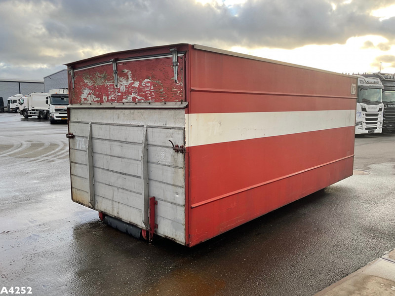 Leebur gesloten container met Laadklep - Benne ampliroll: photos 2 Leebur gesloten container met Laadklep - Benne ampliroll: photos 2