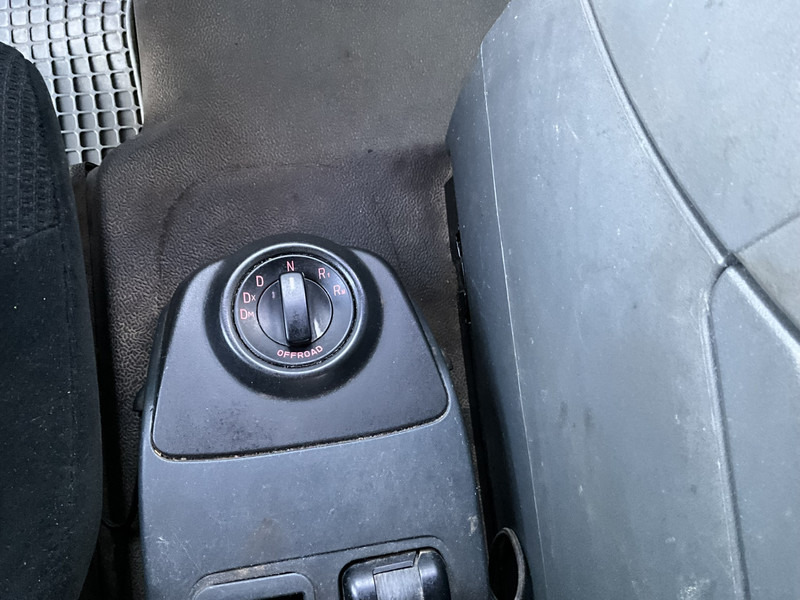 MAN TGA 41.440 8x4 Full Steel AJK 26 Ton haakarmsysteem + Laadplateau met Hiab 28 Tonmeter laadkraan - Camion ampliroll: photos 5 MAN TGA 41.440 8x4 Full Steel AJK 26 Ton haakarmsysteem + Laadplateau met Hiab 28 Tonmeter laadkraan - Camion ampliroll: photos 5