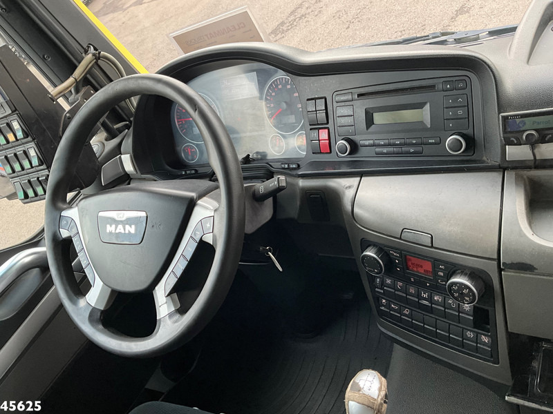 Balayeuse de voirie MAN TGS 18.440 Euro 6 Beam S9000 Wegdekreiniger links en rechts vegend!: photos 12 Balayeuse de voirie MAN TGS 18.440 Euro 6 Beam S9000 Wegdekreiniger links en rechts vegend!: photos 12
