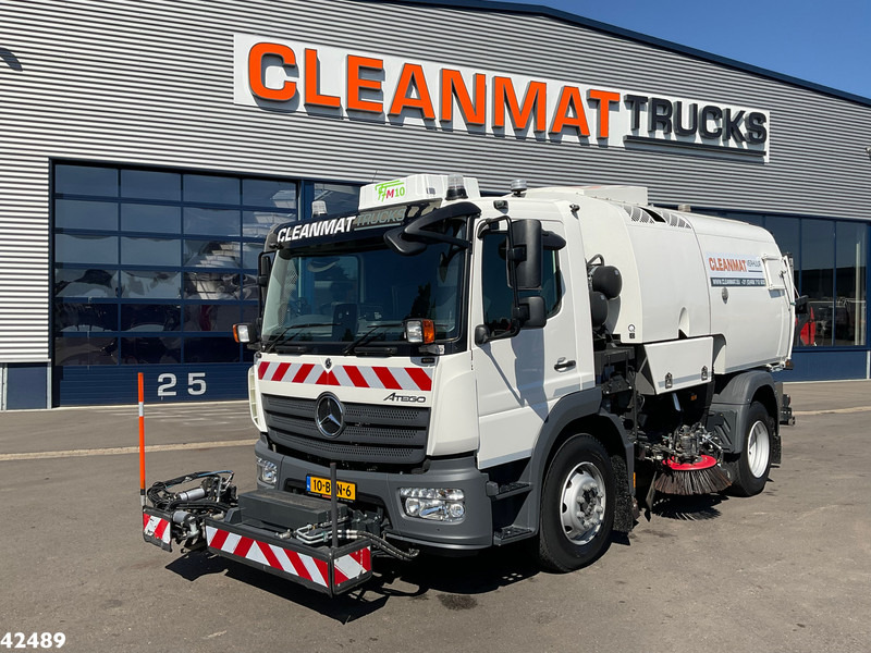 Mercedes-Benz Atego 1524 LKO Bucher Cityfant 6000 Hydrostaat - Balayeuse de voirie: photos 2 Mercedes-Benz Atego 1524 LKO Bucher Cityfant 6000 Hydrostaat - Balayeuse de voirie: photos 2