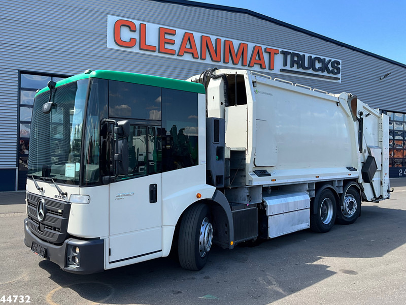 Mercedes-Benz Econic 2630 Euro 6 CNG Norba MF 300 18m³ 2 compartimenten just 137.620 km! - Benne à ordures ménagères: photos 2 Mercedes-Benz Econic 2630 Euro 6 CNG Norba MF 300 18m³ 2 compartimenten just 137.620 km! - Benne à ordures ménagères: photos 2