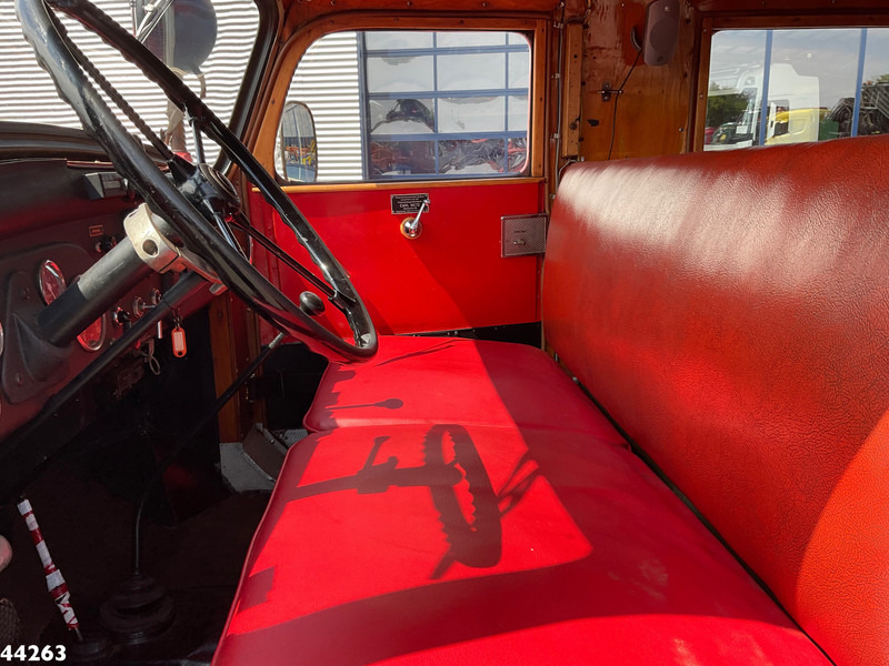 Camion de pompier Mercedes-Benz LF 311 Oldtimer Feuerwehrfahrzeug Just 35.940 km!: photos 8