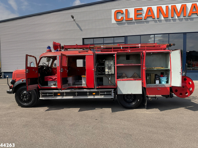 Mercedes-Benz LF 311 Oldtimer Feuerwehrfahrzeug Just 35.940 km! - Camion de pompier: photos 2 Mercedes-Benz LF 311 Oldtimer Feuerwehrfahrzeug Just 35.940 km! - Camion de pompier: photos 2