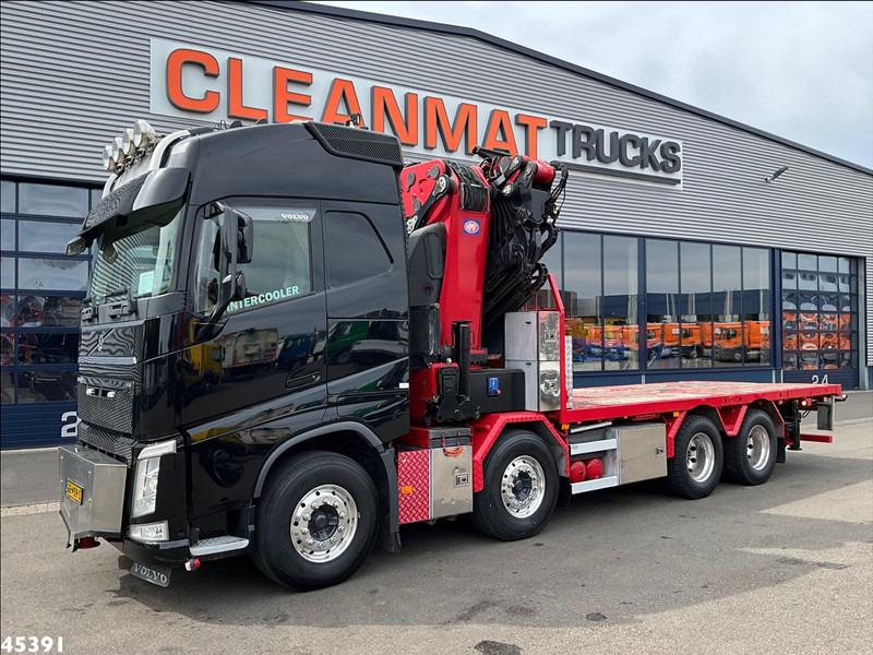 Volvo FH 540 8x4 HMF 85 Tonmeter laadkraan + Fly-Jib Just 222.786 km! - Camion grue: photos 2 Volvo FH 540 8x4 HMF 85 Tonmeter laadkraan + Fly-Jib Just 222.786 km! - Camion grue: photos 2