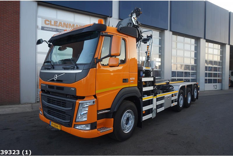 Volvo FM 420 8x2 HMF 26 Tonmeter laadkraan - Camion ampliroll, Camion grue: photos 2 Volvo FM 420 8x2 HMF 26 Tonmeter laadkraan - Camion ampliroll, Camion grue: photos 2