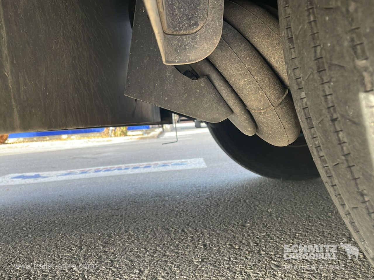 SCHMITZ Semiremolque Frigo Standard - Semi-remorque isothermique: photos 2 SCHMITZ Semiremolque Frigo Standard - Semi-remorque isothermique: photos 2