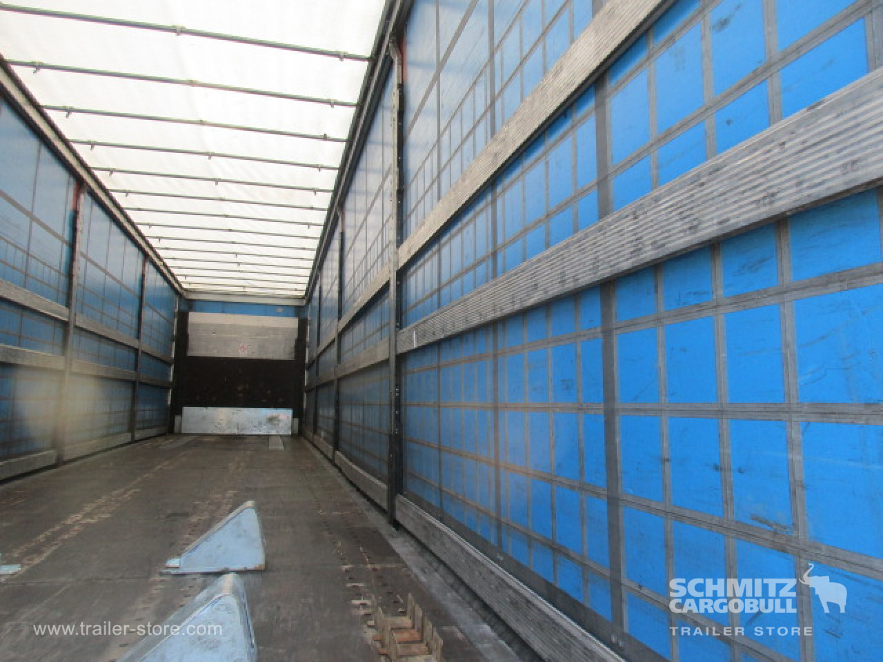 SCHMITZ Curtainsider Standard - Semi-remorque rideaux coulissants: photos 2 SCHMITZ Curtainsider Standard - Semi-remorque rideaux coulissants: photos 2