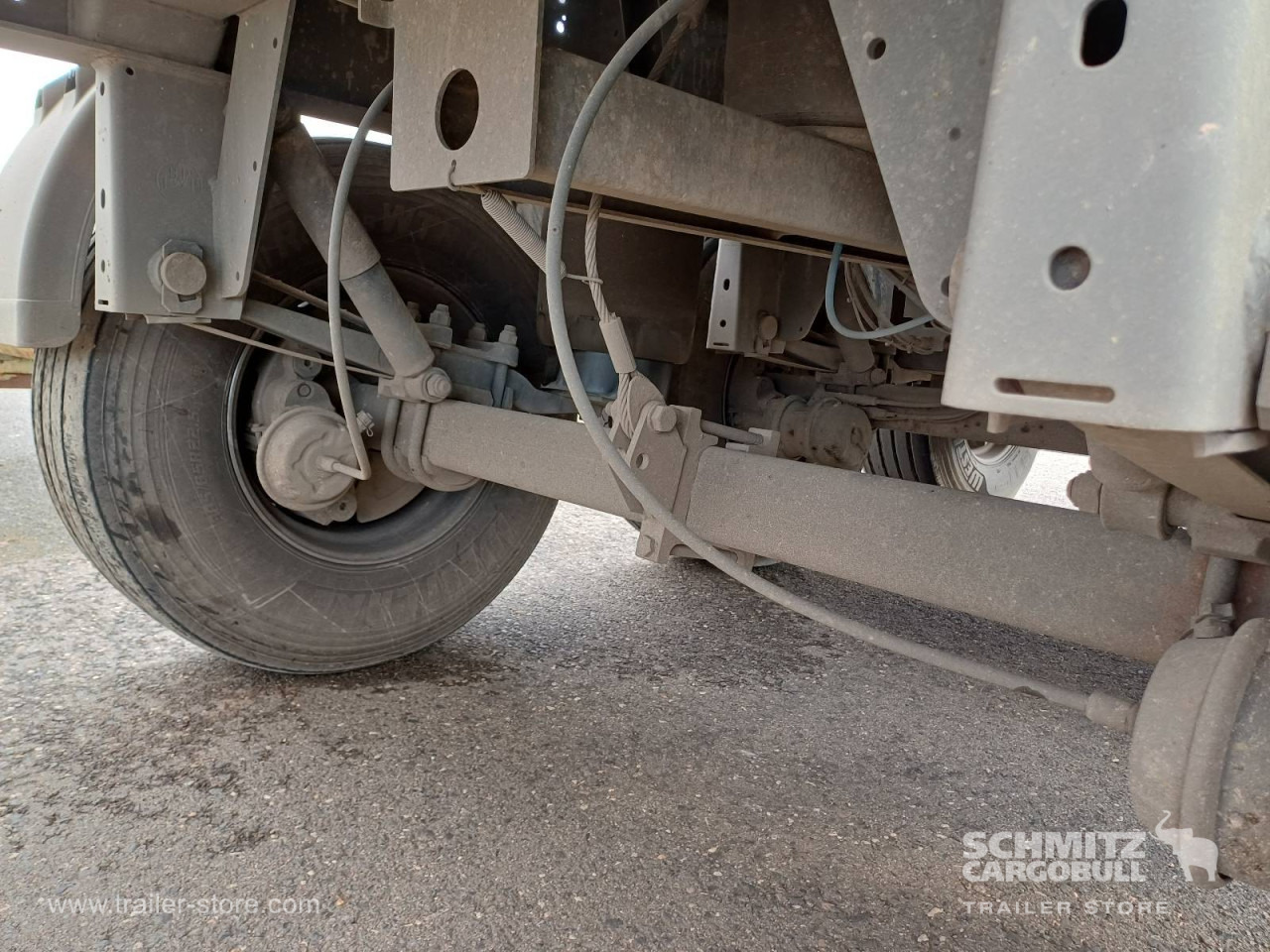 LANGENDORF Auflieger Kipper Stahlrundmulde 24m³ - Semi-remorque benne: photos 3 LANGENDORF Auflieger Kipper Stahlrundmulde 24m³ - Semi-remorque benne: photos 3