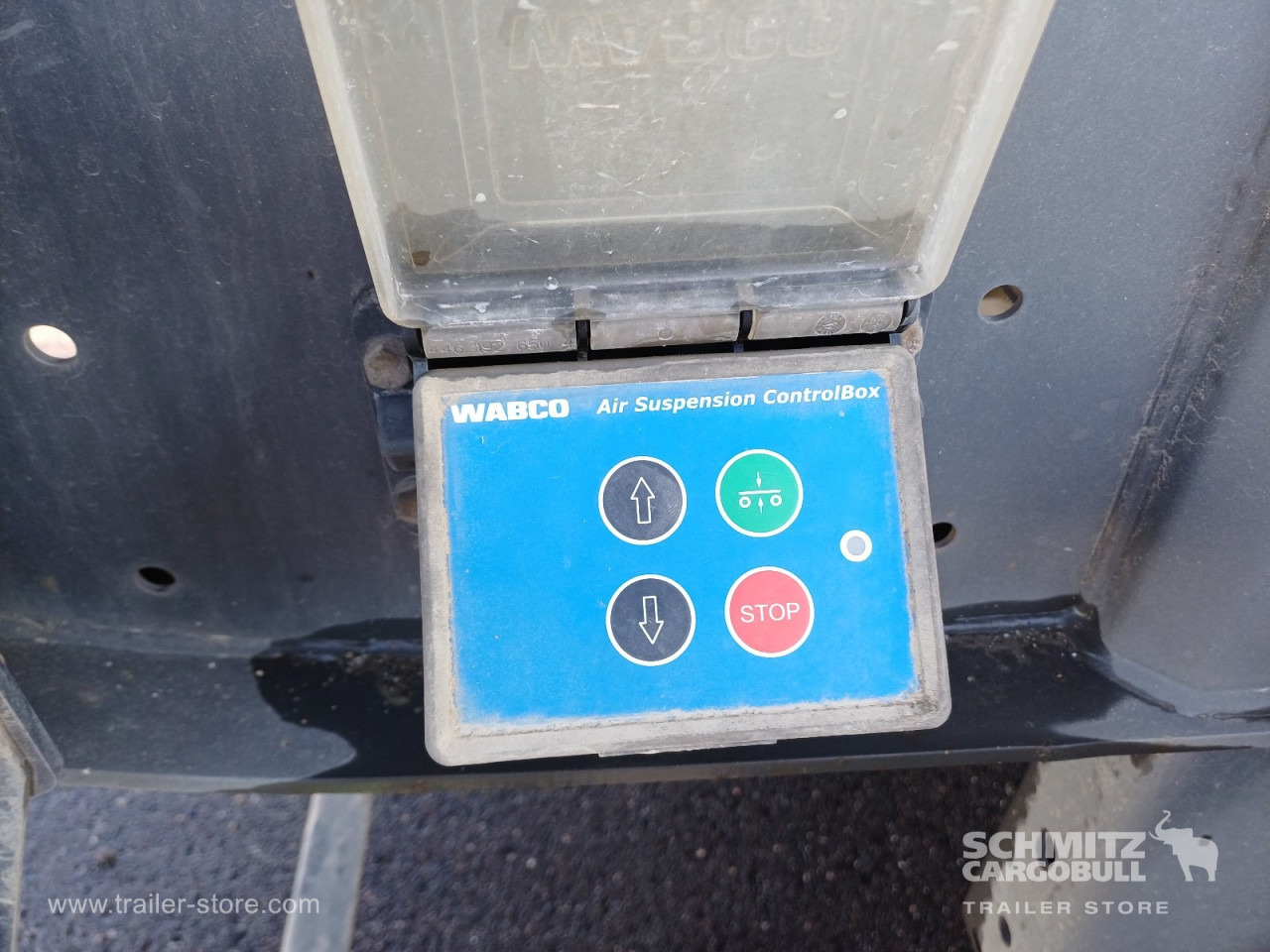 LANGENDORF Auflieger Kipper Stahlrundmulde 24m³ - Semi-remorque benne: photos 4 LANGENDORF Auflieger Kipper Stahlrundmulde 24m³ - Semi-remorque benne: photos 4