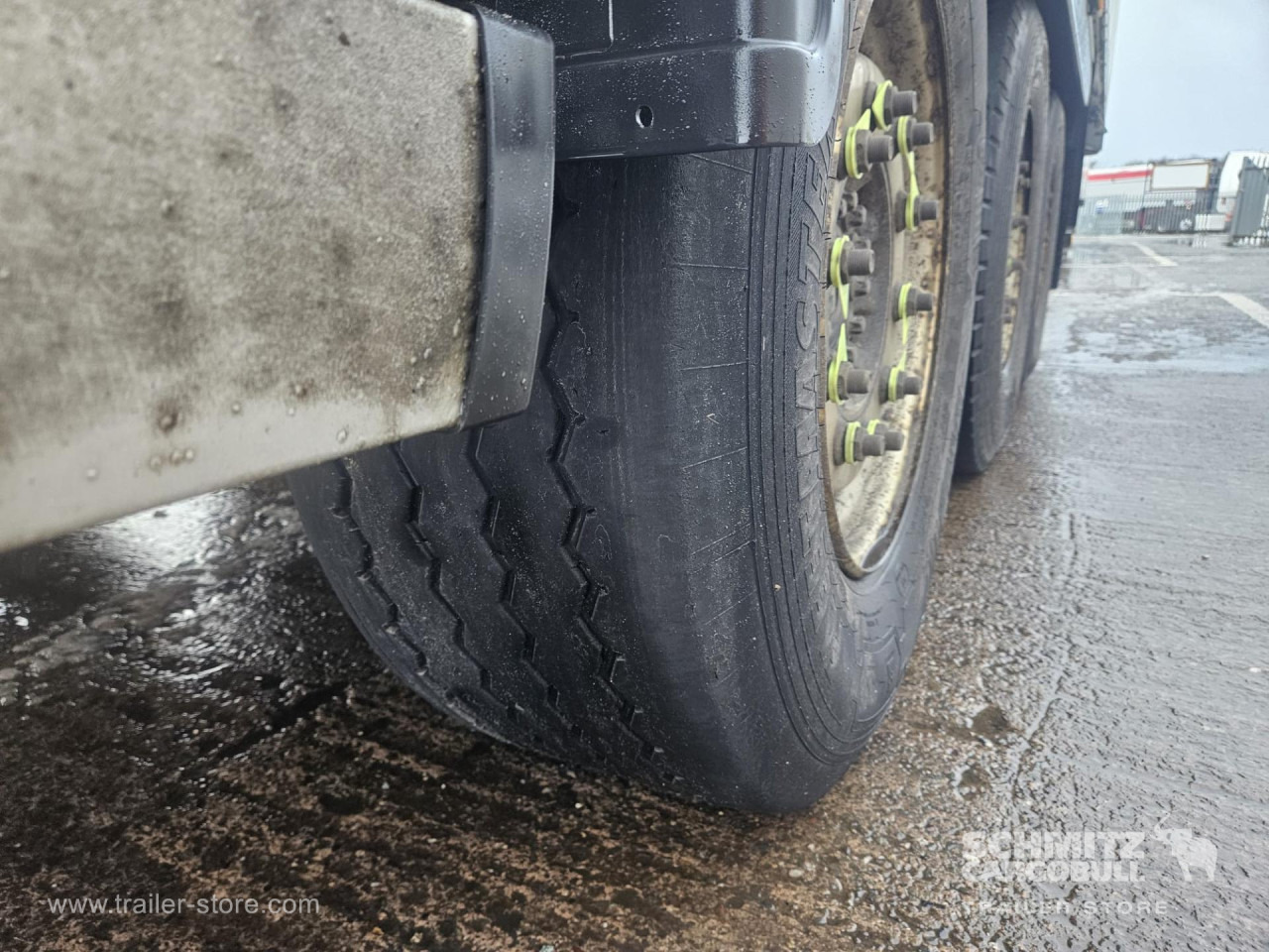 SCHMITZ Reefer Multitemp - Semi-remorque isothermique: photos 3 SCHMITZ Reefer Multitemp - Semi-remorque isothermique: photos 3