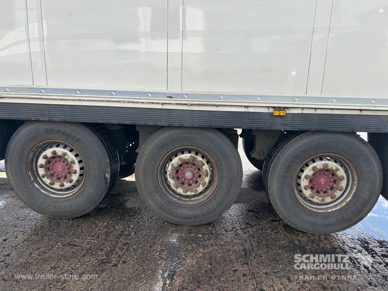 SCHMITZ Reefer Multitemp - Semi-remorque isothermique: photos 2 SCHMITZ Reefer Multitemp - Semi-remorque isothermique: photos 2