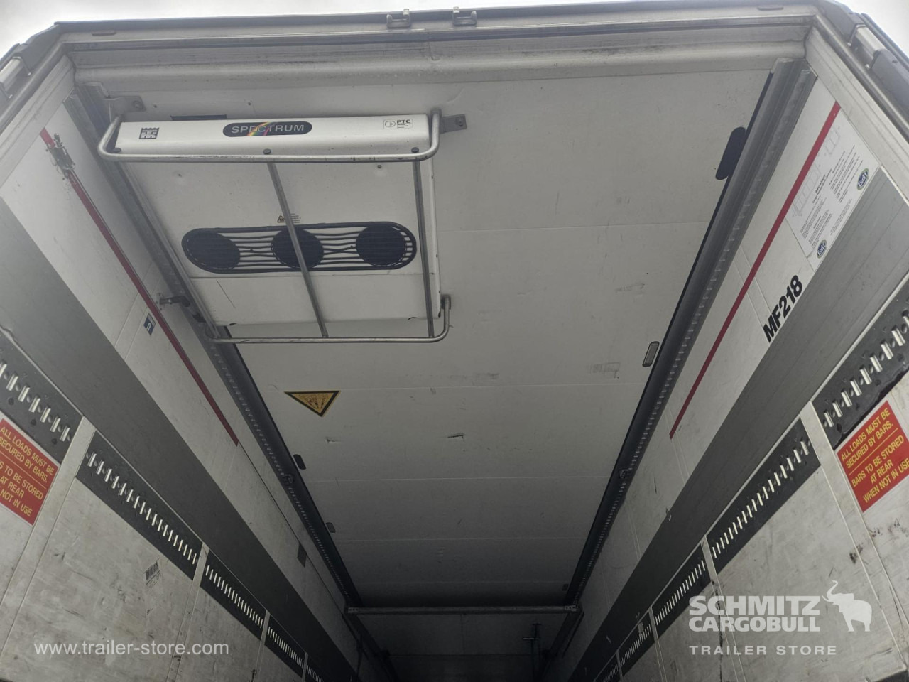 SCHMITZ Reefer Standard - Semi-remorque isothermique: photos 2 SCHMITZ Reefer Standard - Semi-remorque isothermique: photos 2