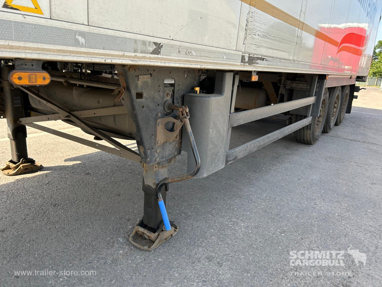 SCHMITZ Reefer Standard - Semi-remorque isothermique: photos 3 SCHMITZ Reefer Standard - Semi-remorque isothermique: photos 3