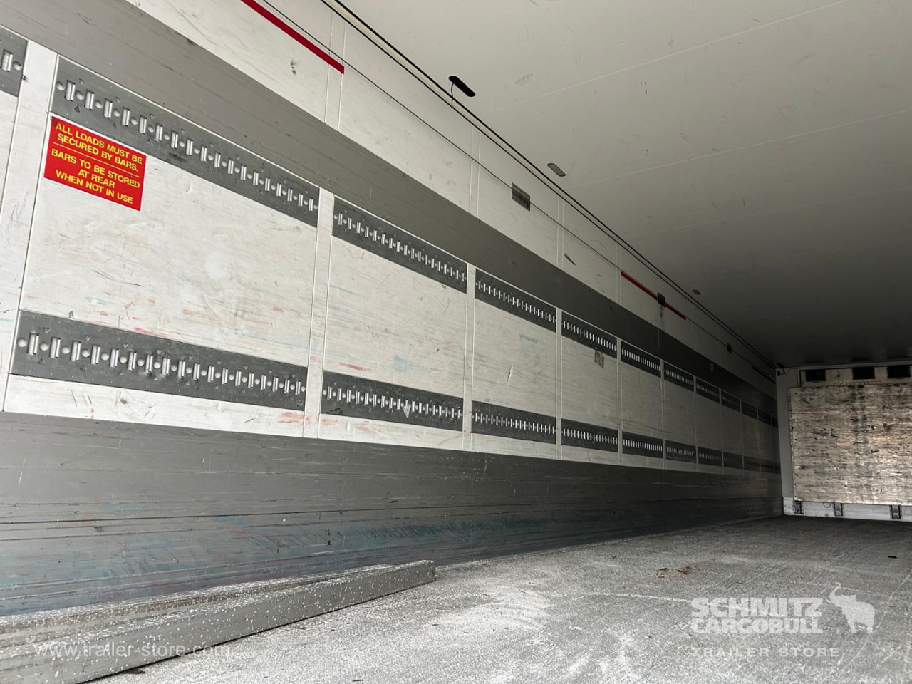 SCHMITZ Reefer Standard - Semi-remorque isothermique: photos 4 SCHMITZ Reefer Standard - Semi-remorque isothermique: photos 4