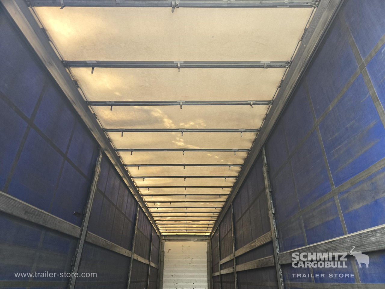 SCHMITZ Curtainsider Varios - Semi-remorque rideaux coulissants: photos 2 SCHMITZ Curtainsider Varios - Semi-remorque rideaux coulissants: photos 2