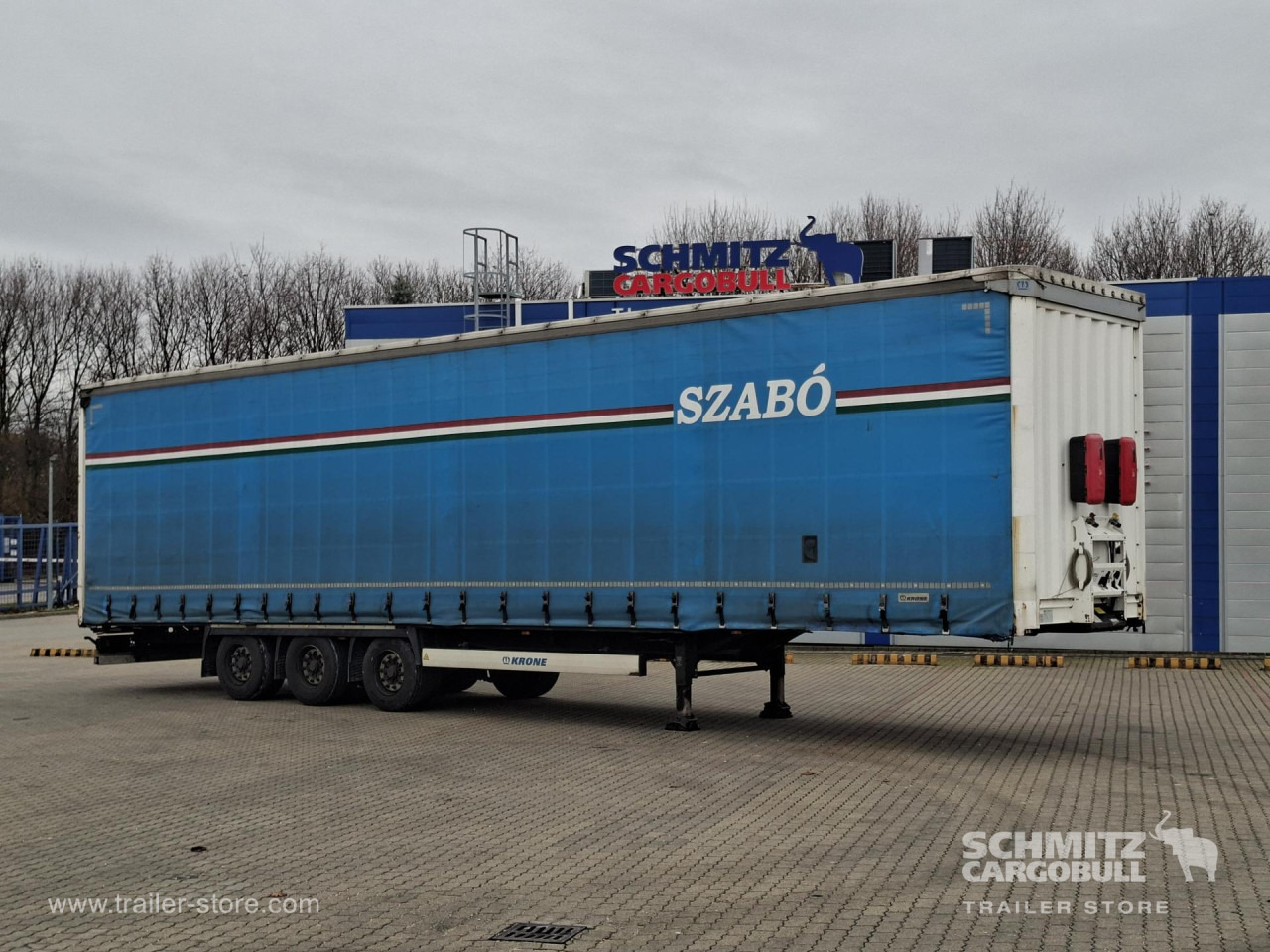 KRONE Curtainsider Mega - Semi-remorque rideaux coulissants: photos 1 KRONE Curtainsider Mega - Semi-remorque rideaux coulissants: photos 1