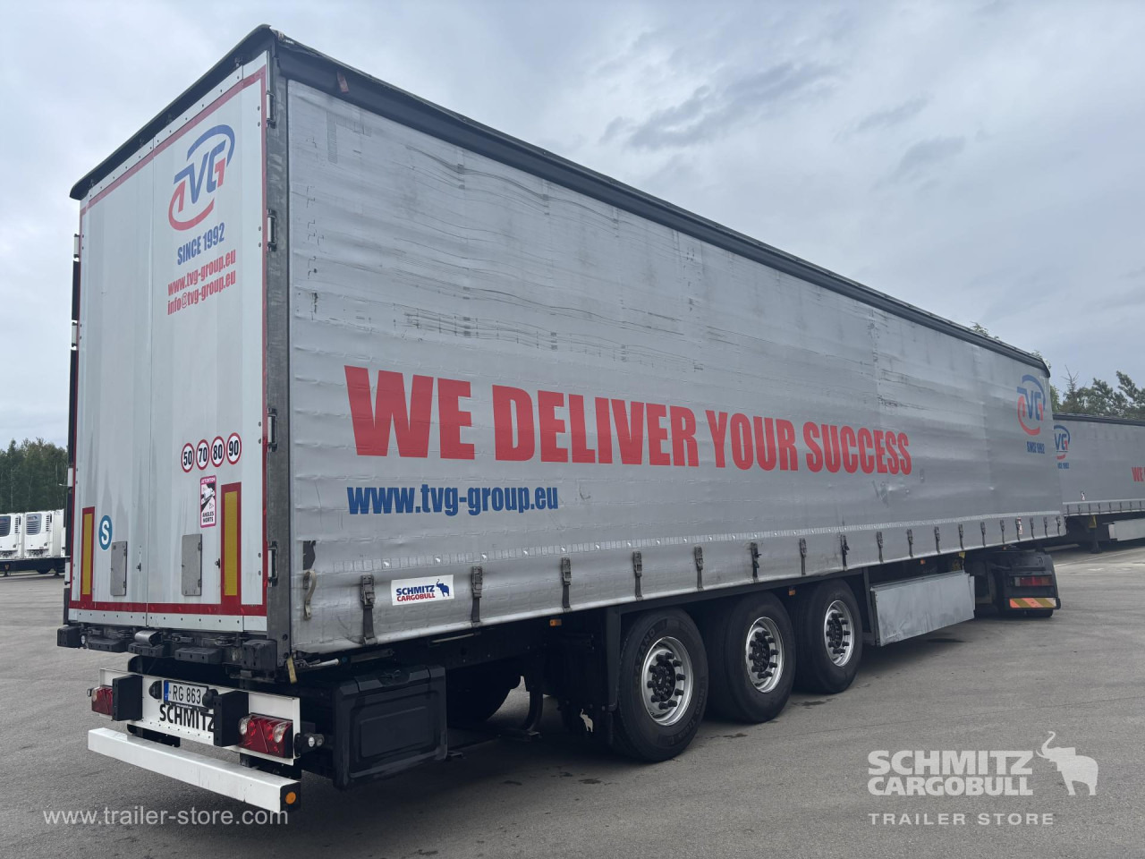 SCHMITZ Curtainsider Standard - Semi-remorque rideaux coulissants: photos 1 SCHMITZ Curtainsider Standard - Semi-remorque rideaux coulissants: photos 1