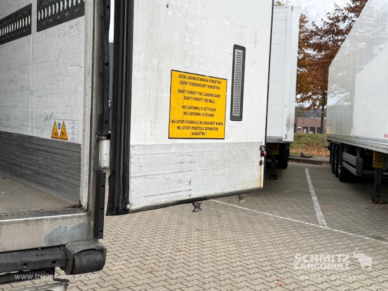 SCHMITZ Oplegger Vries Multitemp - Semi-remorque isothermique: photos 2 SCHMITZ Oplegger Vries Multitemp - Semi-remorque isothermique: photos 2