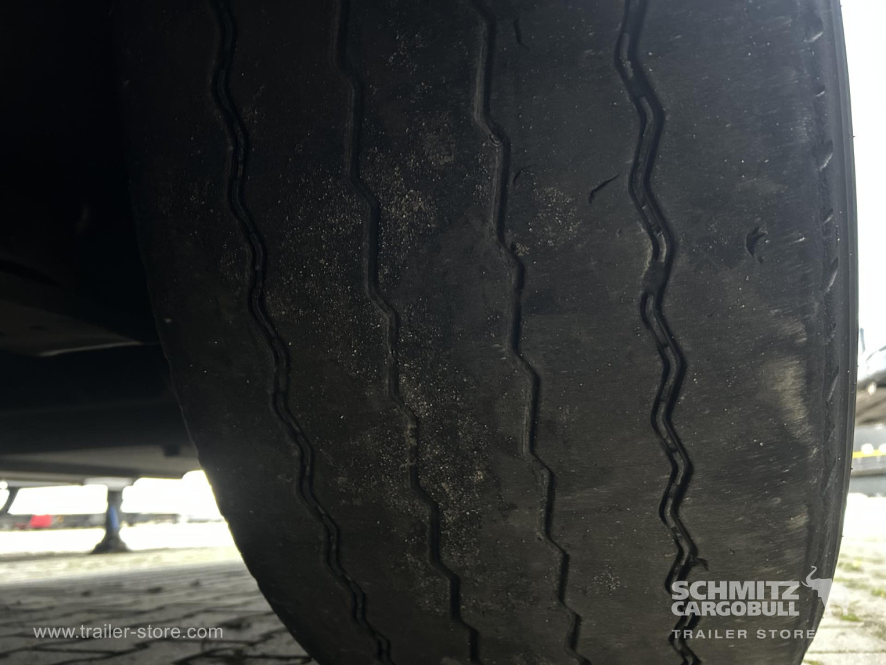 SCHMITZ Curtainsider Mega - Semi-remorque rideaux coulissants: photos 5 SCHMITZ Curtainsider Mega - Semi-remorque rideaux coulissants: photos 5